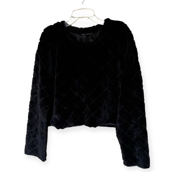 ZARA Black Quilted Faux Fur Cropped Long Sleeve Sweater Sweatshirt Size Small - Picture 2 of 8